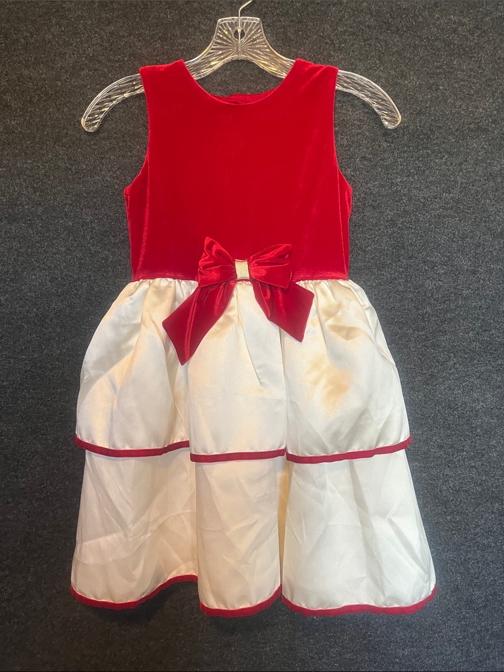 Blueberi Boulevard Red and White Velvet Bow Holiday Dress